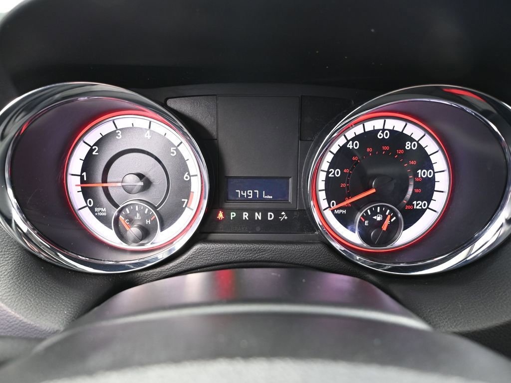 Used 2019 Dodge Grand Caravan SE w/ UConnect Hands-Free Group image 30