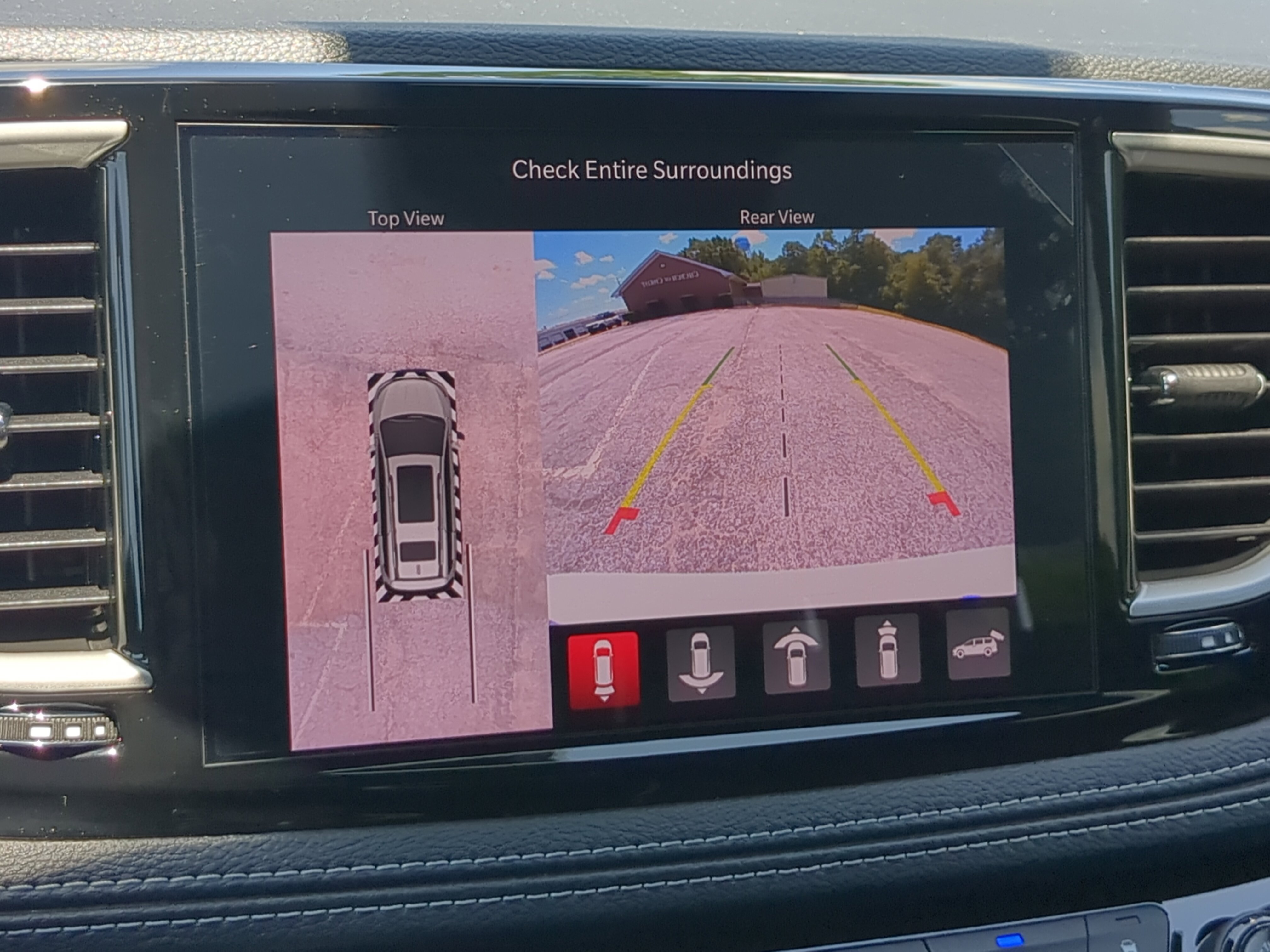 New 2027 Chrysler Pacifica Limited FWD image 19