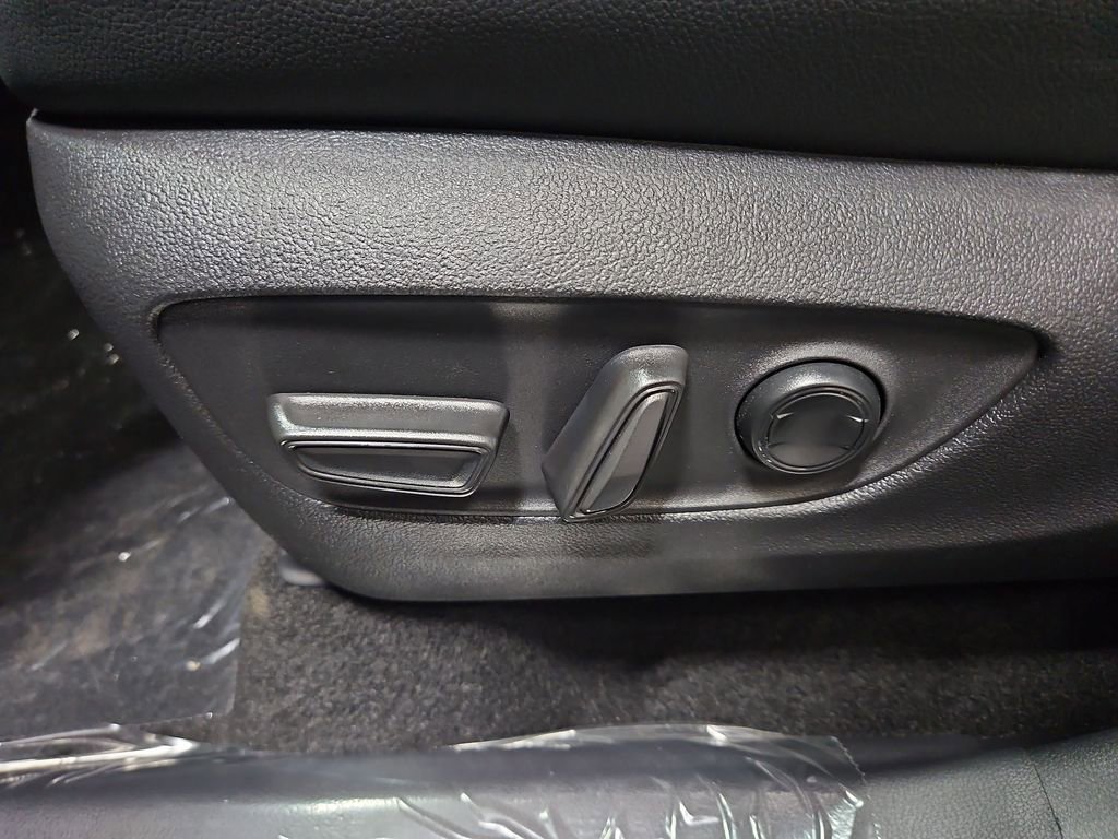 New 2026 Toyota Grand Highlander AWD Hybrid image 13