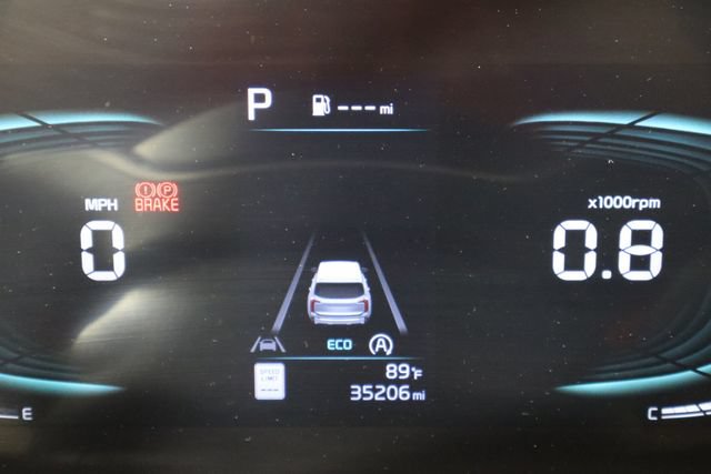 Certified 2024 Kia Telluride LX FWD image 40