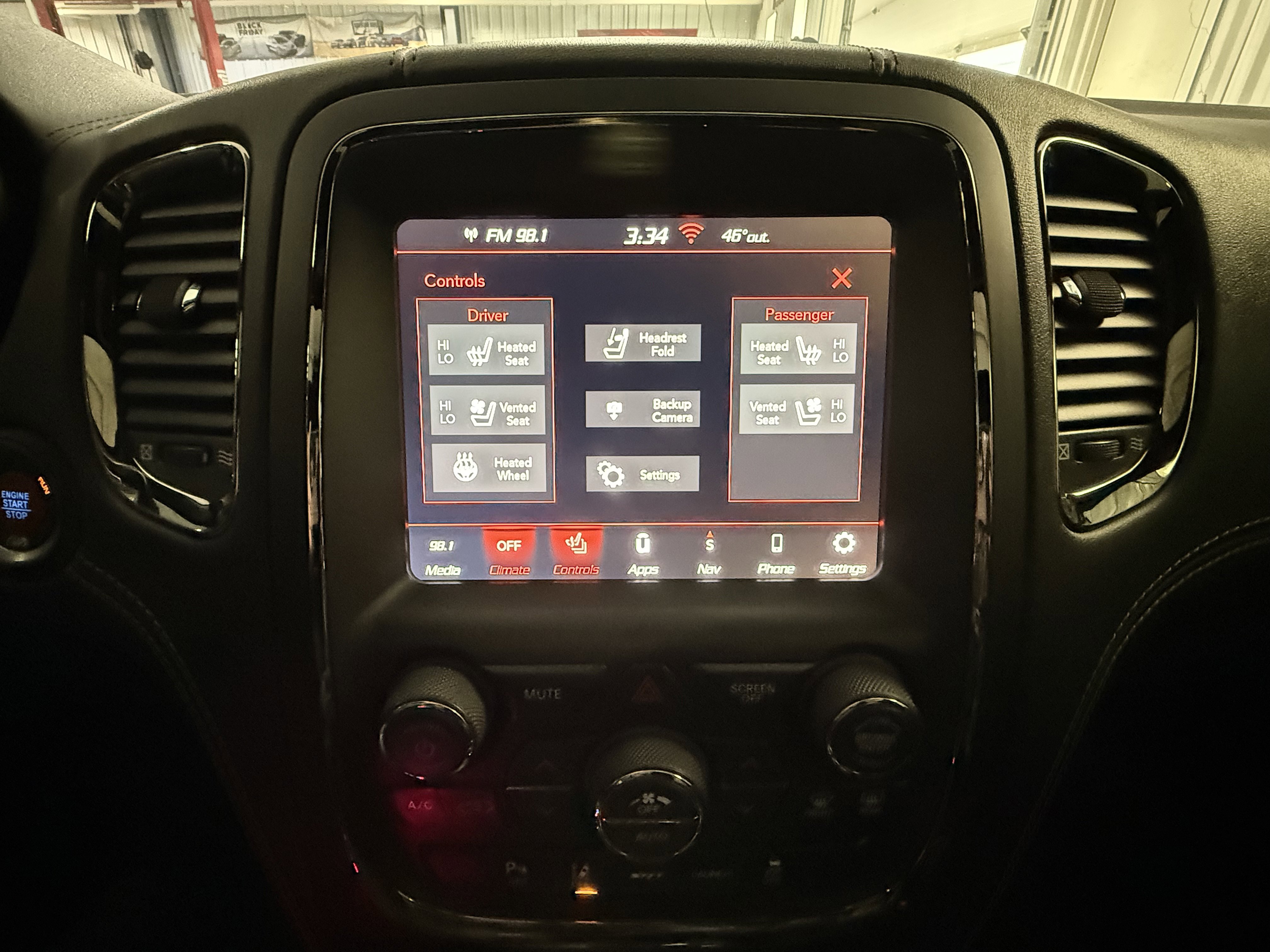 Used 2018 Dodge Durango SRT w/ SRT Interior Appearance Group image 32