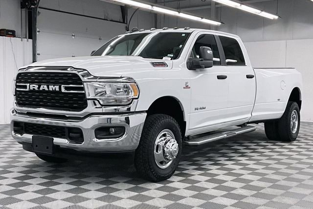 Used 2024 RAM 3500 Big Horn image 13