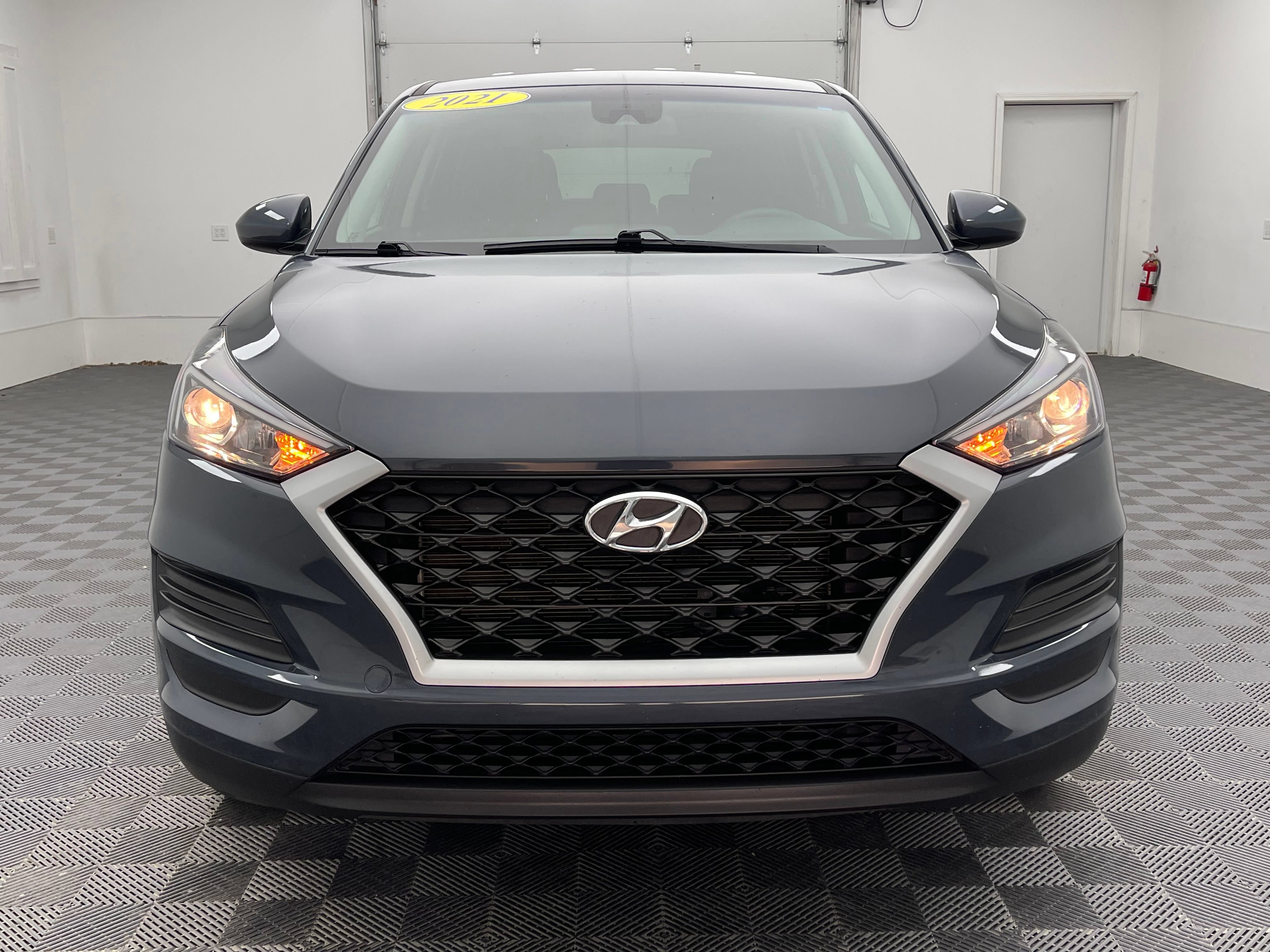 Used 2021 Hyundai Tucson SE FWD image 11