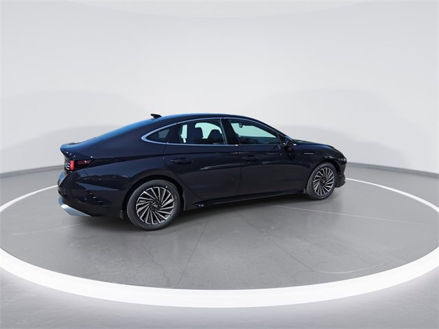 New 2025 Hyundai Sonata Limited image 9