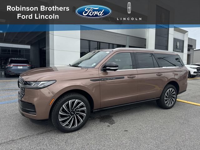 Certified 2026 Lincoln Navigator L Black Label AWD/4WD image 1