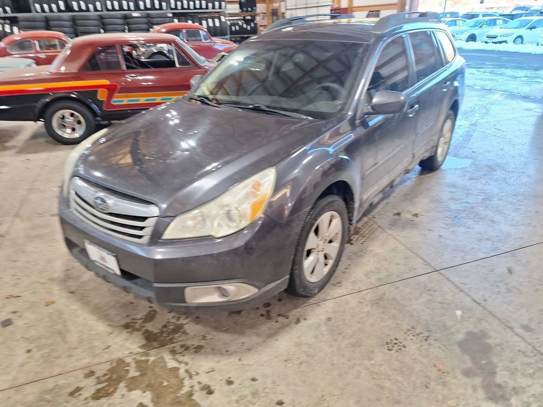 Used 2011 Subaru Outback 2.5i Premium w/ All-Weather Pkg image 1