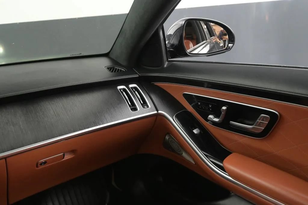 Used 2022 Mercedes-Benz S 580 4MATIC Sedan image 32