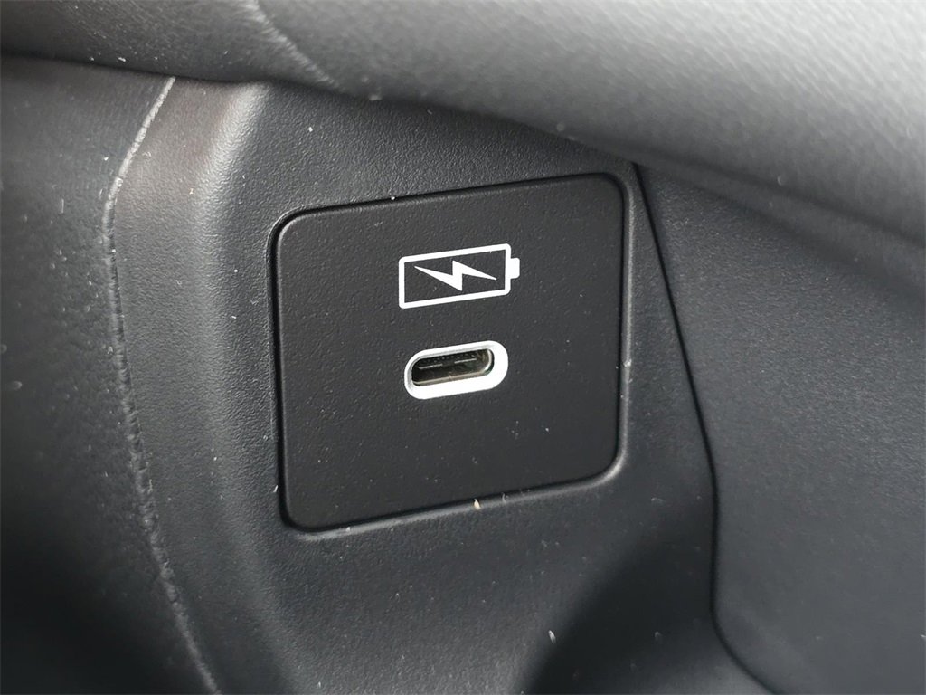 New 2026 Honda HR-V LX image 8