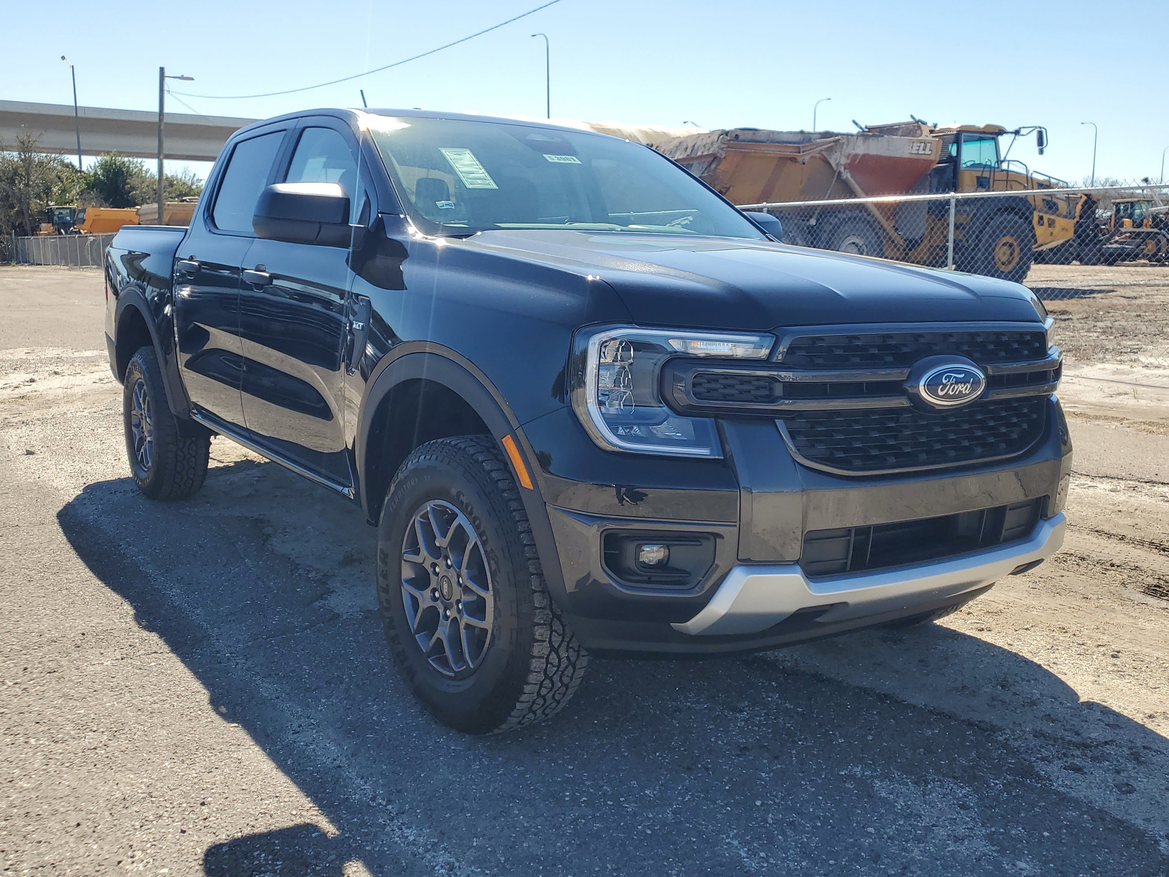 New 2025 Ford Ranger XLT w/ Trailer Tow Package RWD image 2