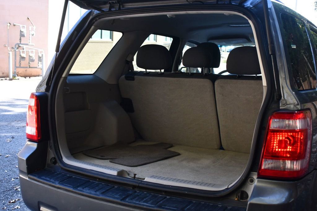 Used 2009 Ford Escape XLT image 7