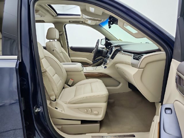 Used 2020 GMC Yukon Denali w/ Open Road Package AWD/4WD image 18