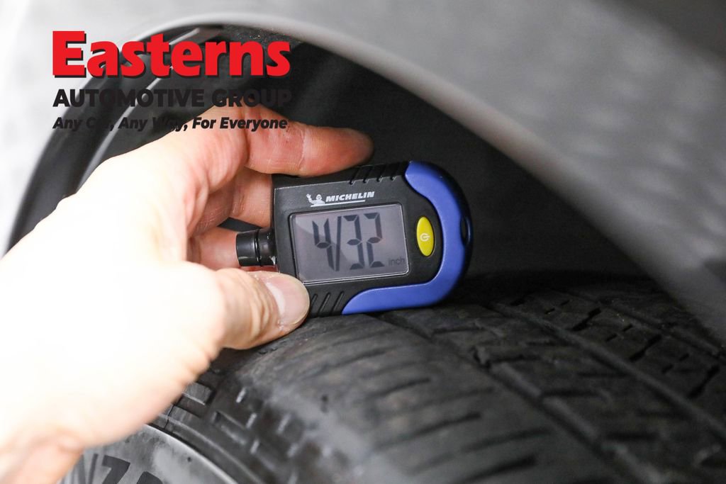 Used 2023 Toyota bZ4X XLE image 27