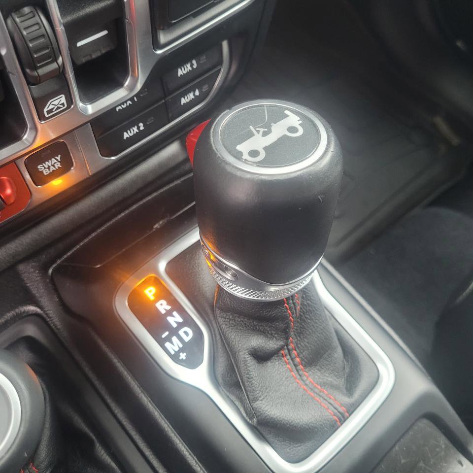 Used 2018 Jeep Wrangler Unlimited Rubicon w/ Dual Top Group image 24