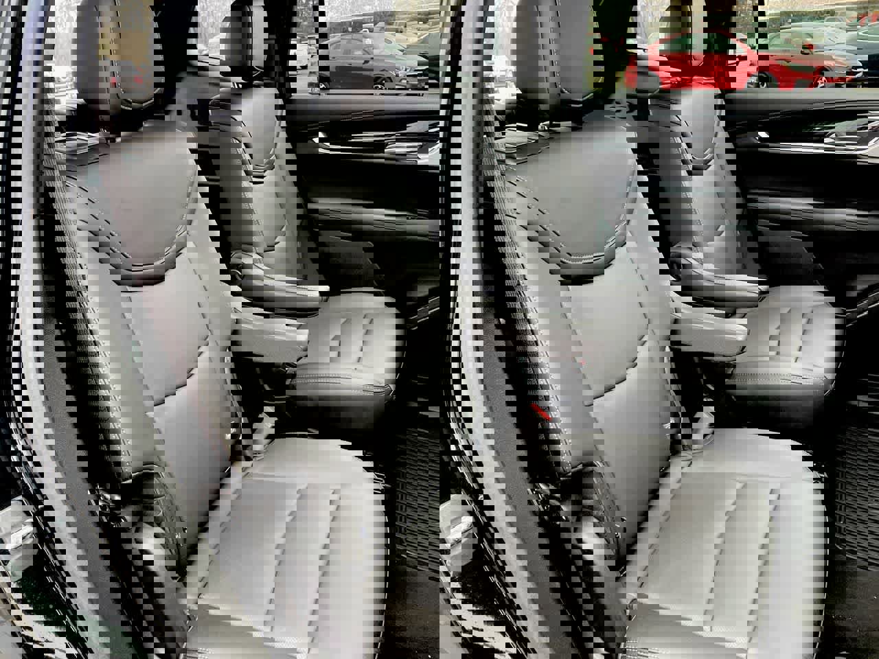 Certified 2023 Cadillac XT6 Premium Luxury image 15