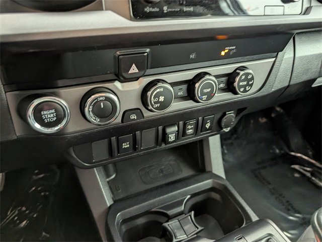 Used 2019 Toyota Tacoma TRD Off-Road image 30