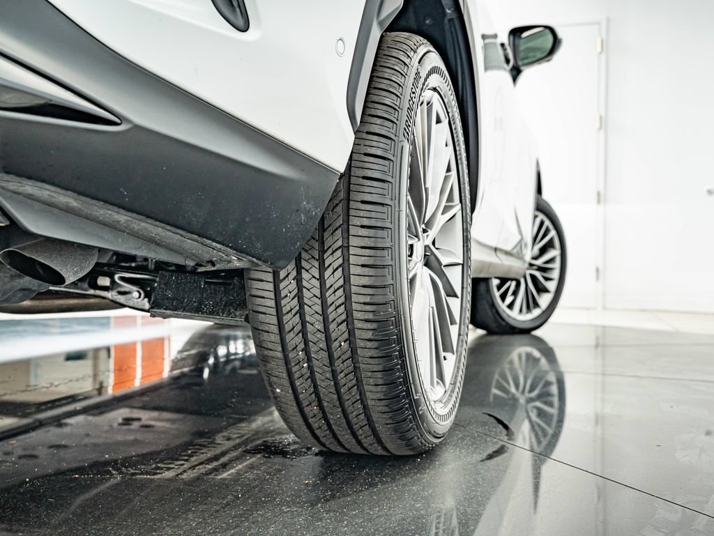 Certified 2026 Lexus NX 350 AWD w/ Accessory Package (2T) image 43