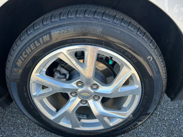 Used 2020 Chevrolet Equinox Premier FWD image 11