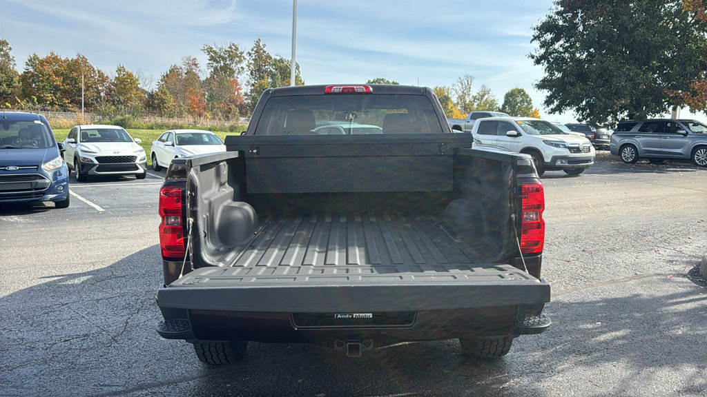 Used 2016 Chevrolet Silverado 1500 LT w/ All Star Edition AWD/4WD image 9