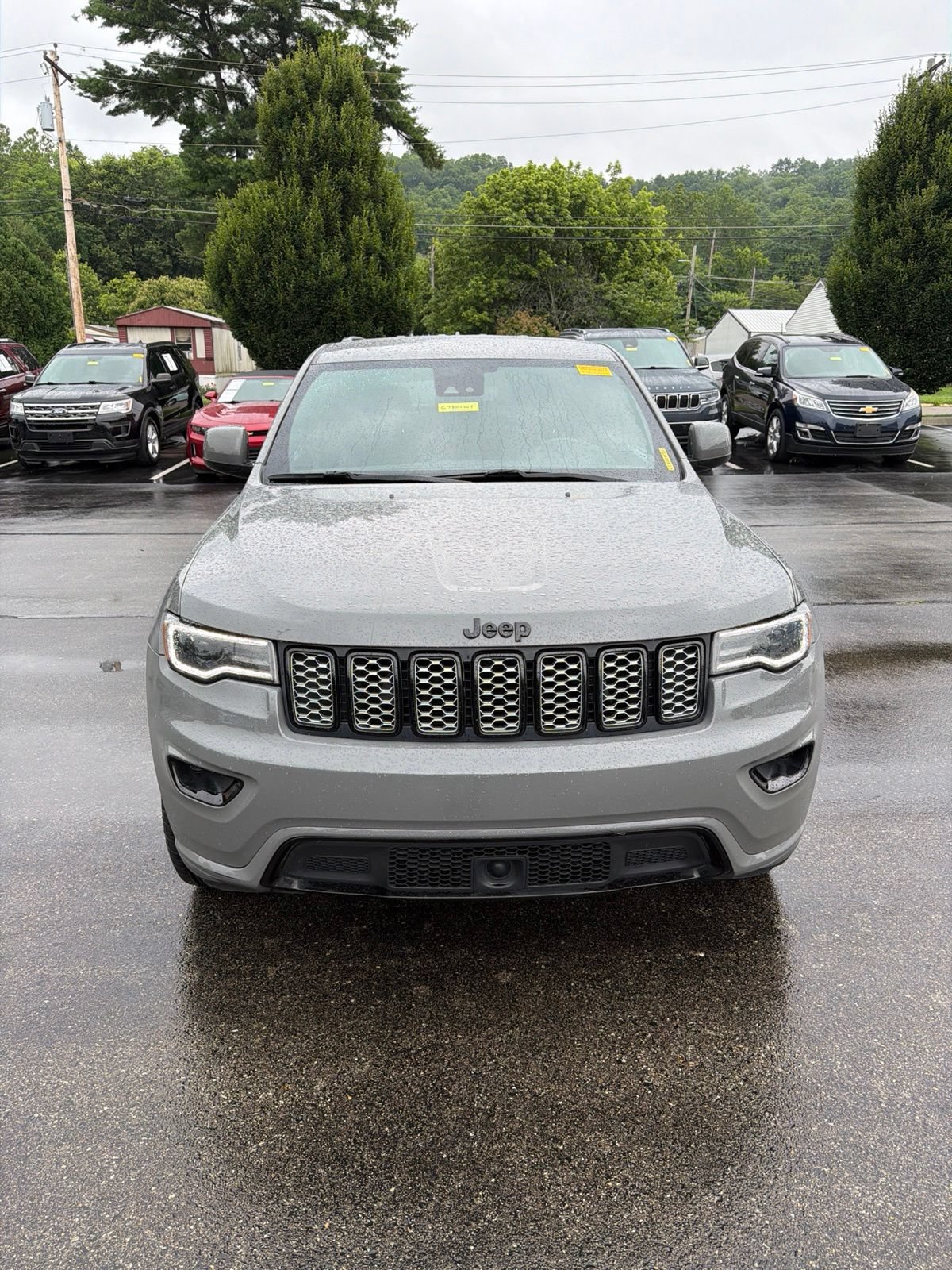 Used 2021 Jeep Grand Cherokee Laredo X AWD/4WD image 8