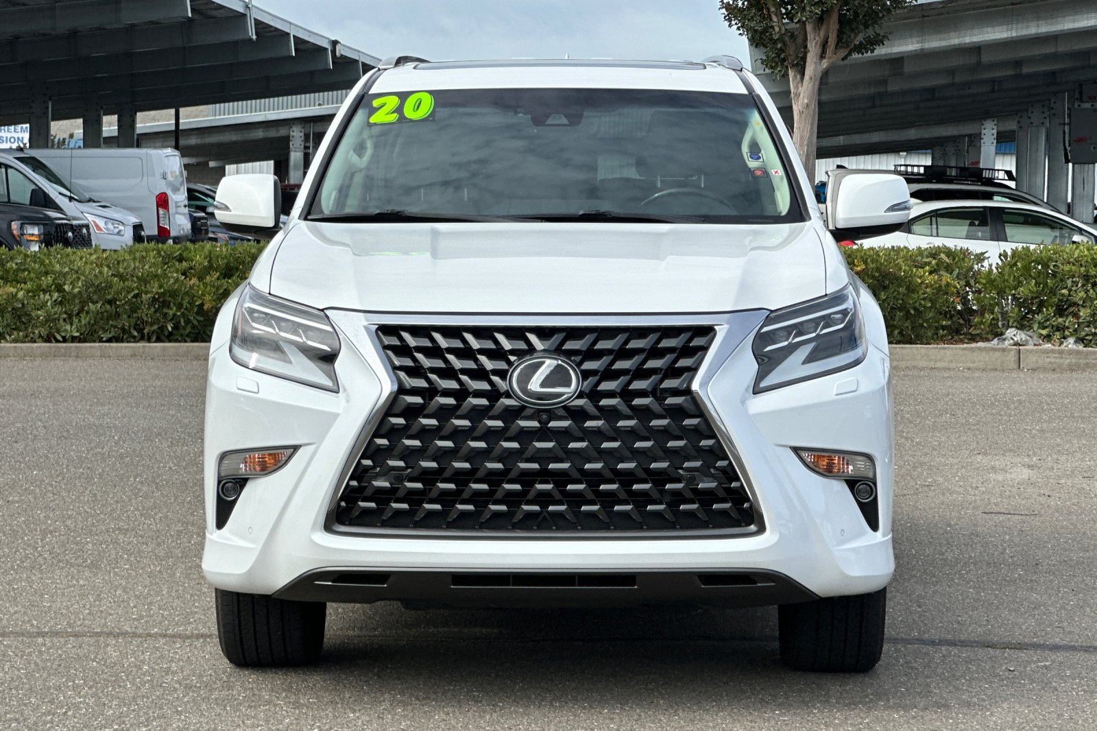Used 2020 Lexus GX 460 Luxury w/ Accessory Package AWD/4WD image 9