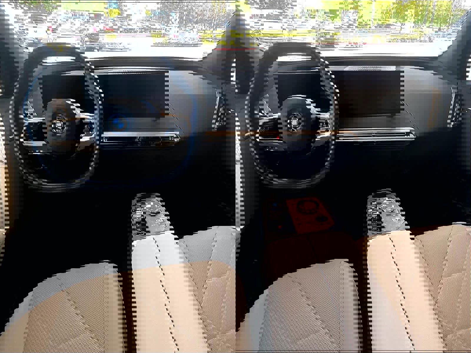 Used 2024 BMW iX xDrive50 w/ Sport Package image 16