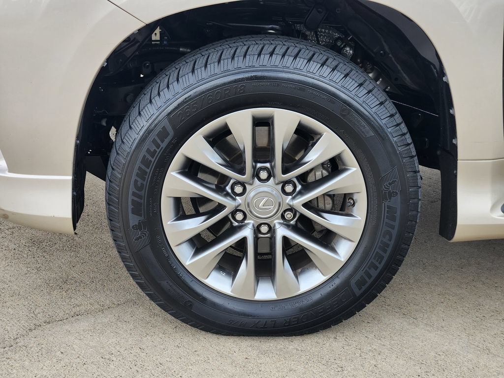Used 2016 Lexus GX 460 Luxury AWD/4WD image 10