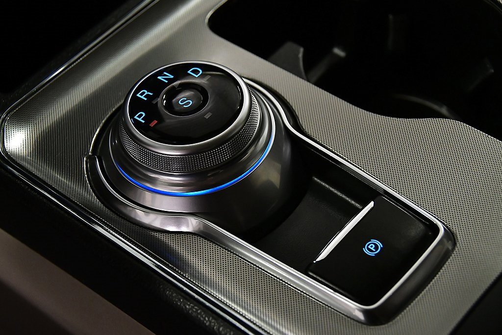 Used 2022 Ford Edge Titanium image 22