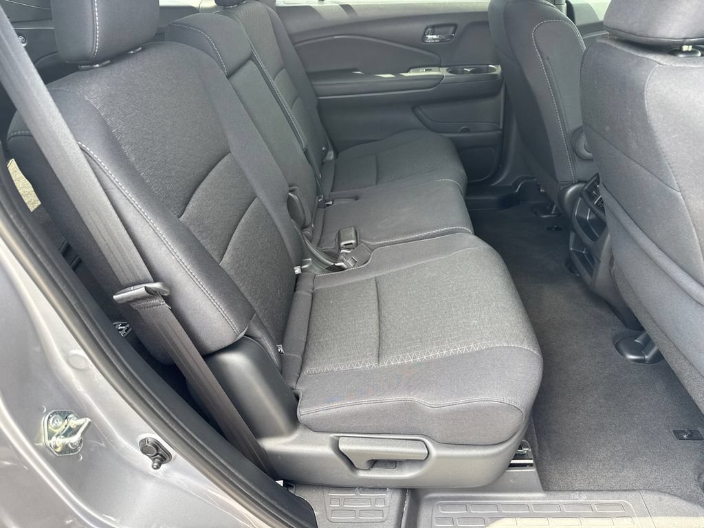 Used 2021 Honda Passport Sport image 15