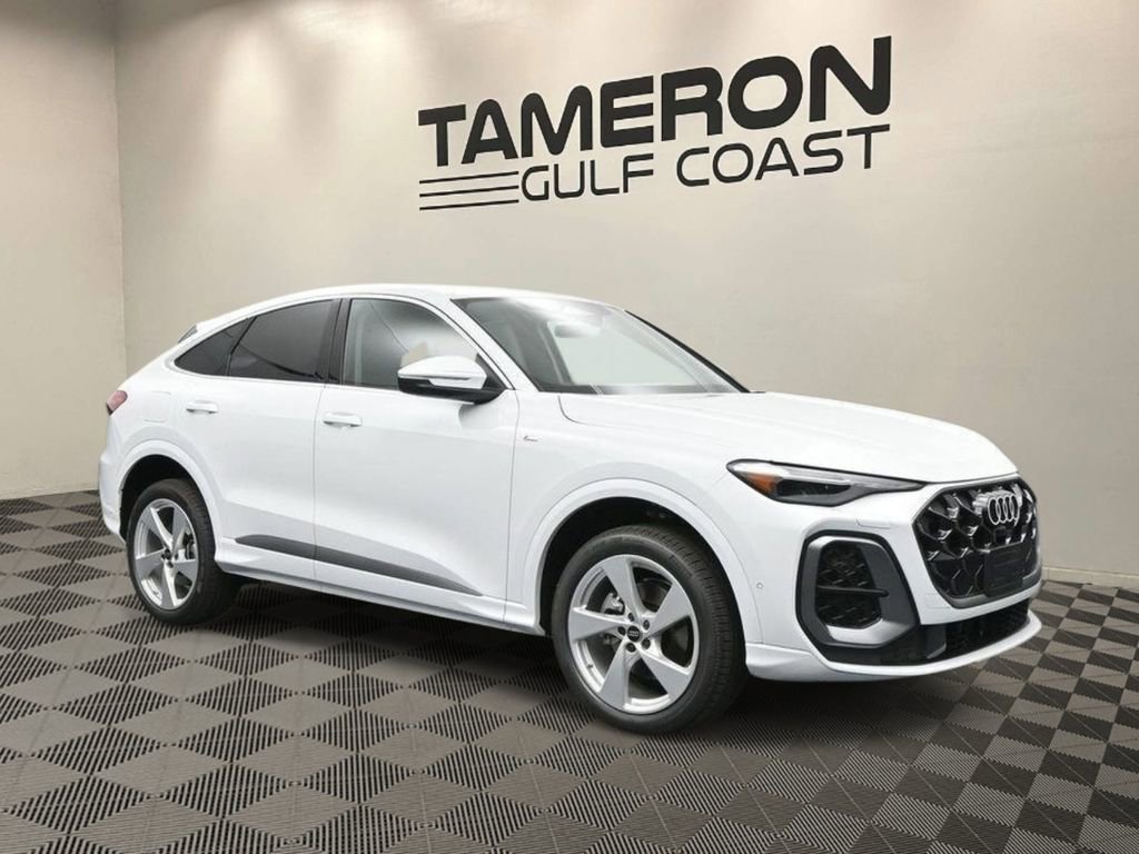 New 2025 Audi Q5 Premium Plus AWD/4WD image 1