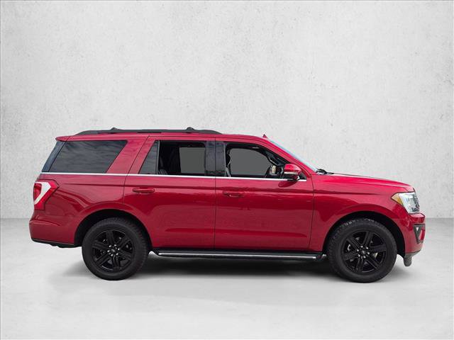 Used 2020 Ford Expedition XLT w/ Equipment Group 202A AWD/4WD image 4