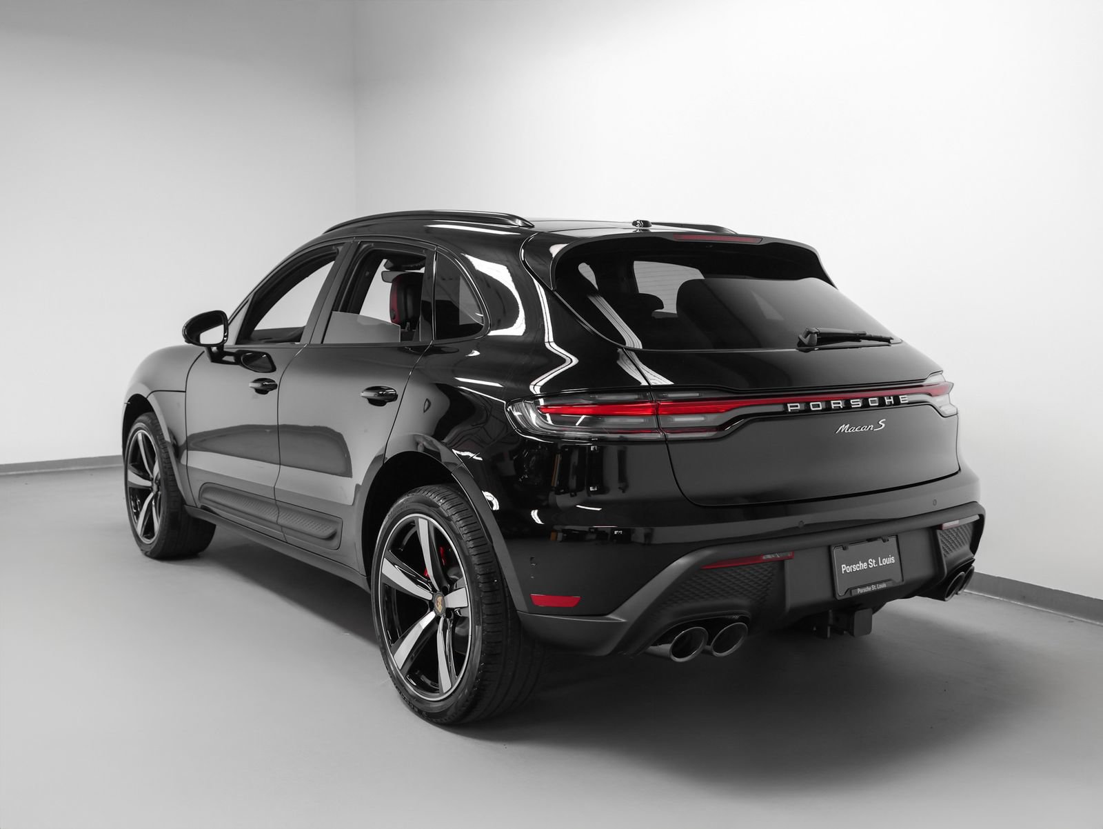 New 2026 Porsche Macan S AWD/4WD image 3