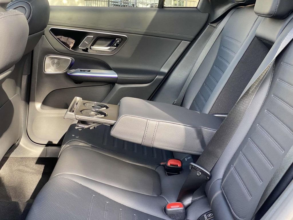 Certified 2025 Mercedes-Benz GLC 300 image 18