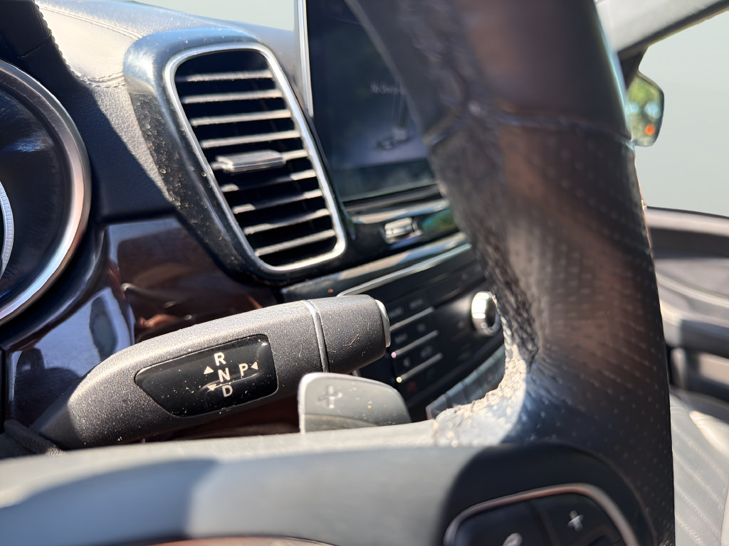 Used 2019 Mercedes-Benz GLS 450 4MATIC image 26