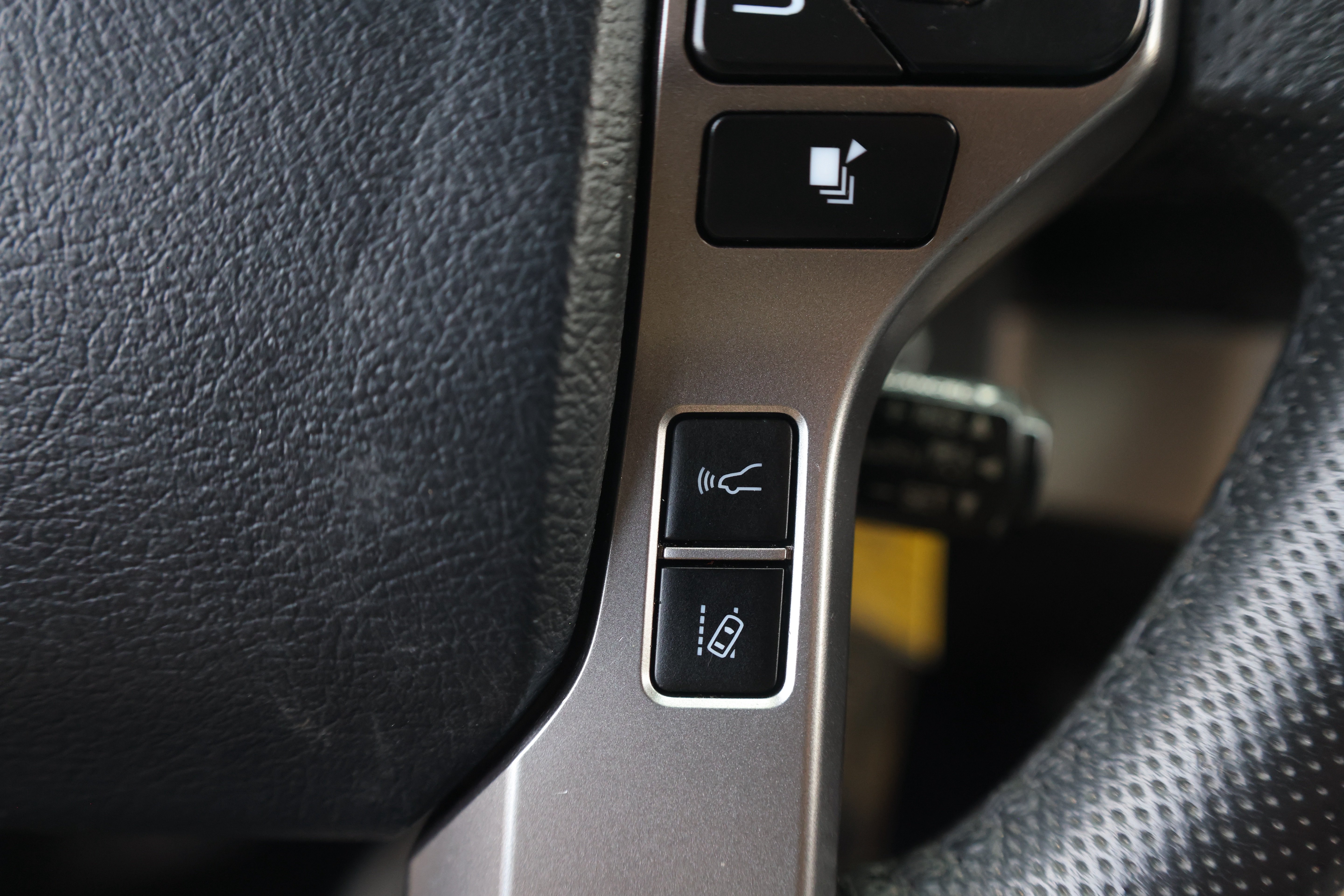 Used 2019 Toyota Tacoma SR5 RWD image 28