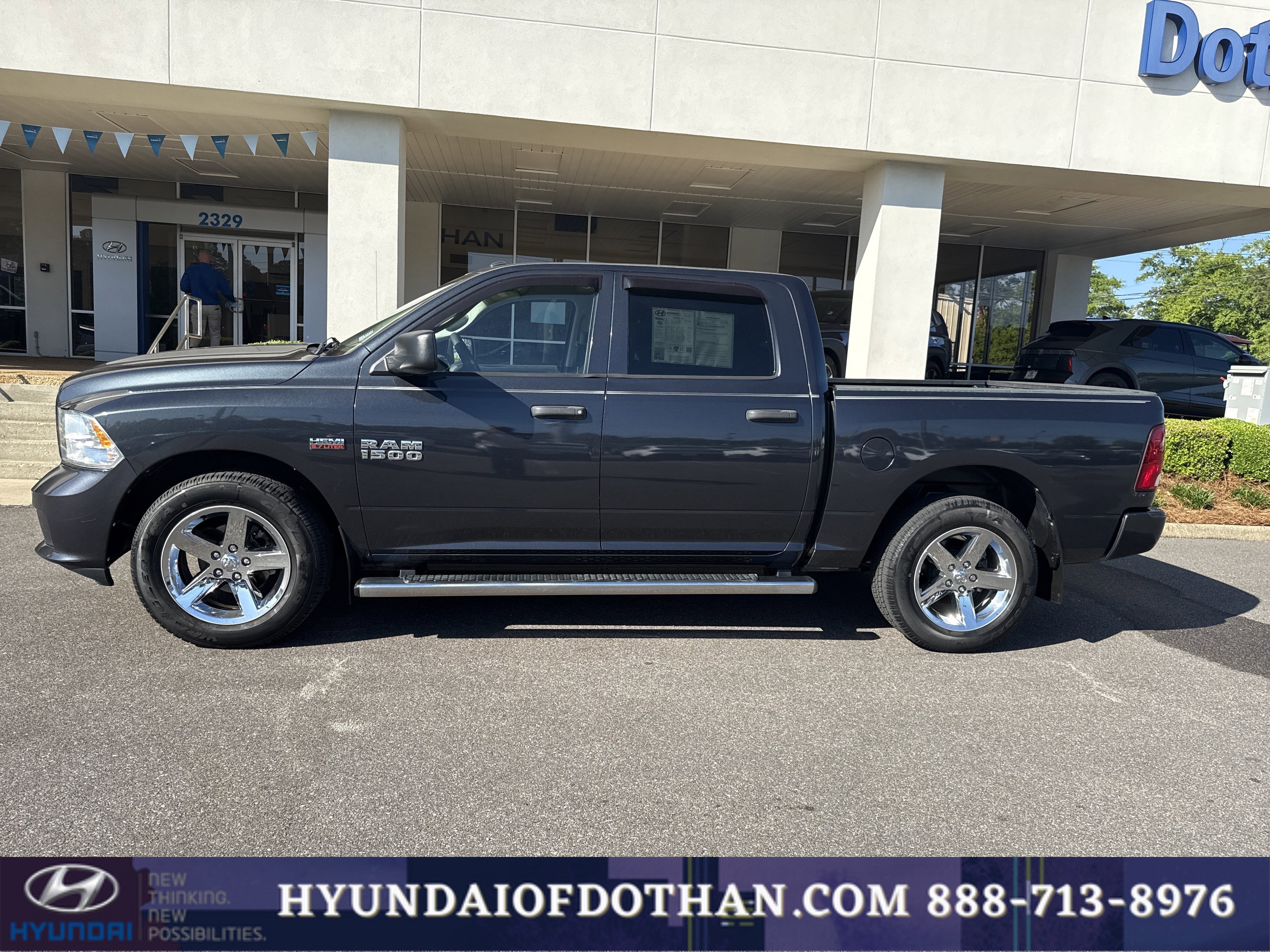 Used 2018 RAM 1500 Express w/ Express Value Package image 2