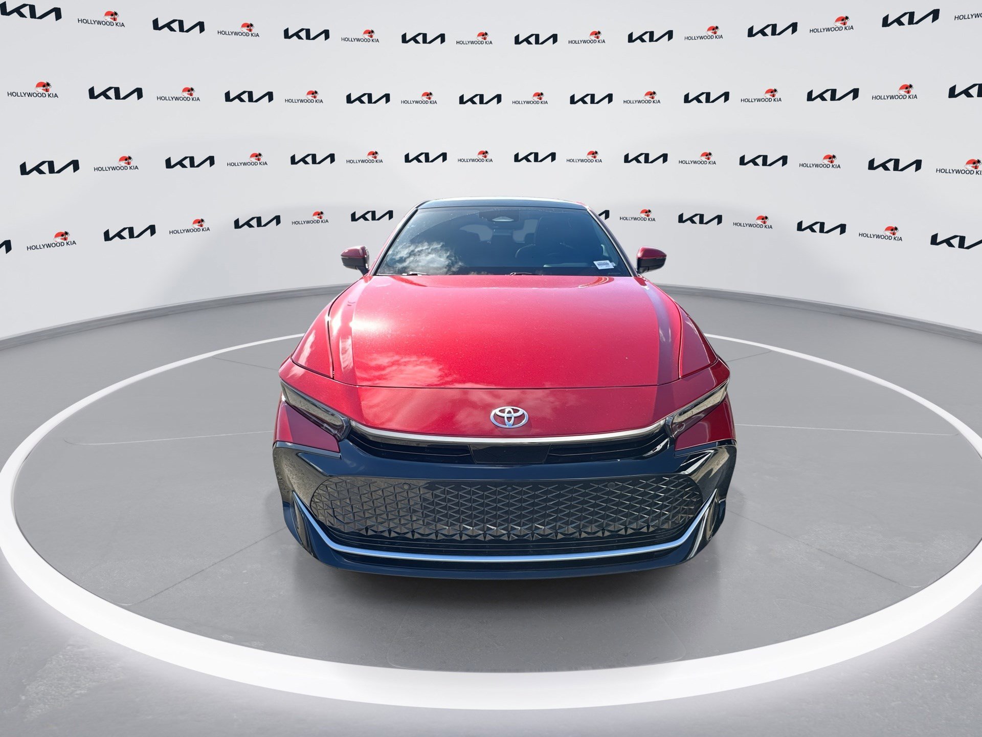 Used 2023 Toyota Crown Platinum image 3