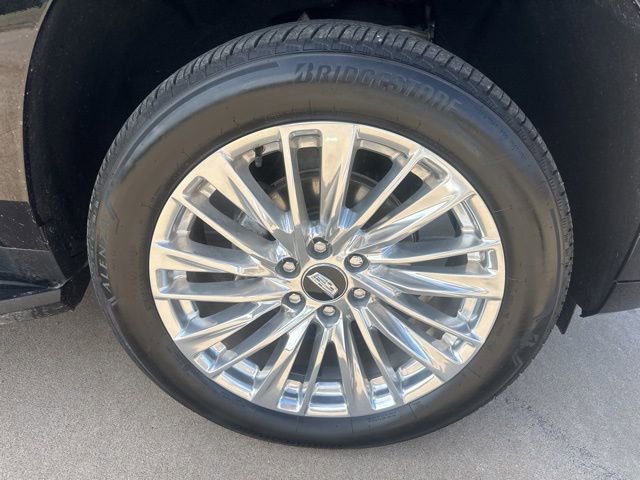 Certified 2025 Cadillac Escalade ESV Premium Luxury w/ LPO, Floor Liner Package image 11