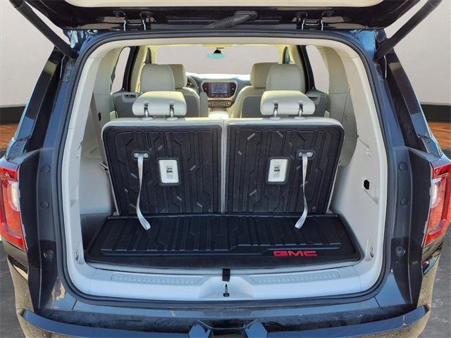 Certified 2023 GMC Acadia Denali w/ Black Diamond Edition image 27