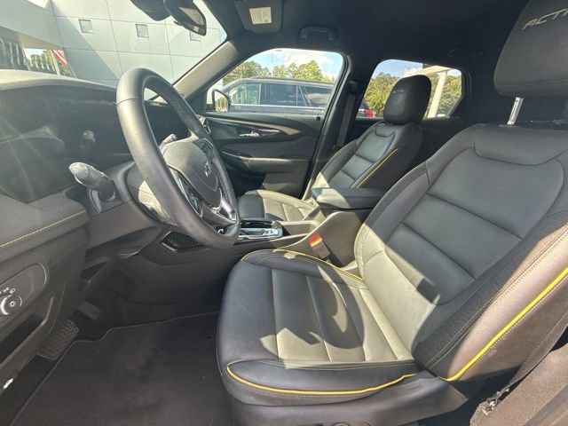 Used 2025 Chevrolet TrailBlazer ACTIV w/ Driver Confidence Package FWD image 11