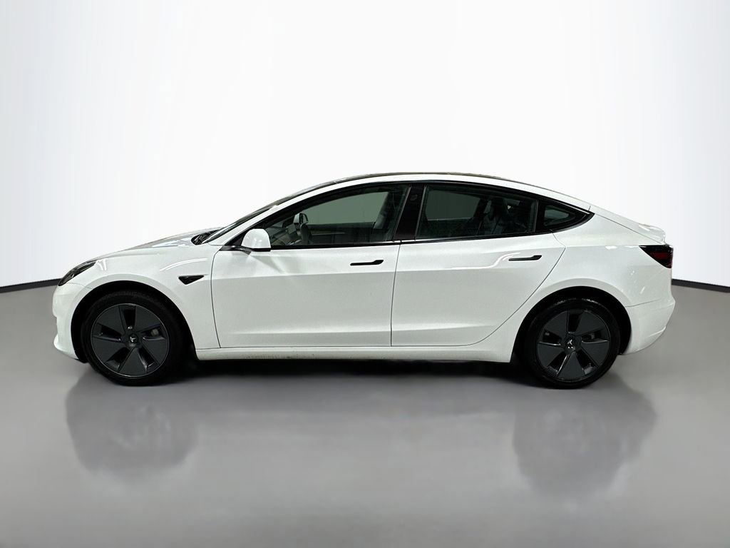Used 2023 Tesla Model 3 Standard Range image 10