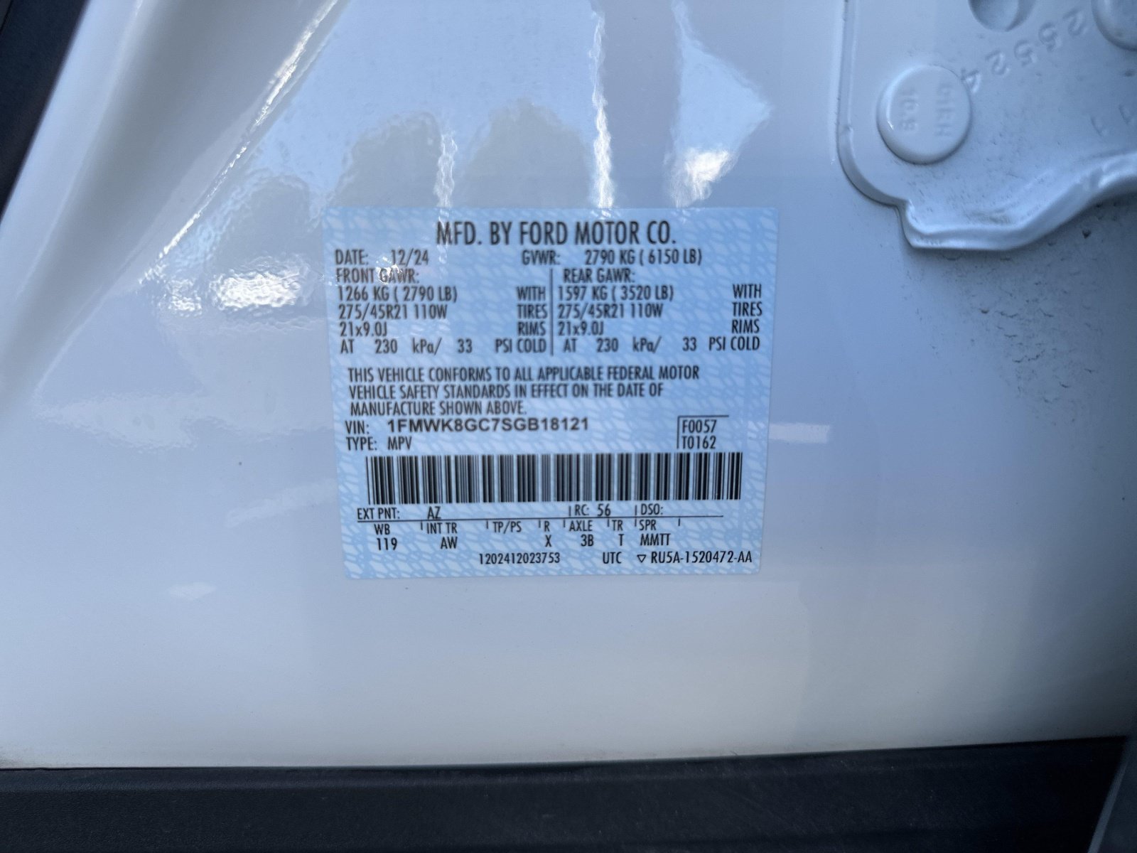 Certified 2025 Ford Explorer ST w/ Sun And Sound Package AWD/4WD image 32