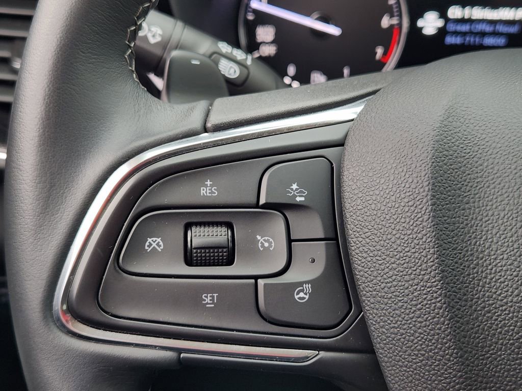 Used 2023 Buick Envision Essence image 32