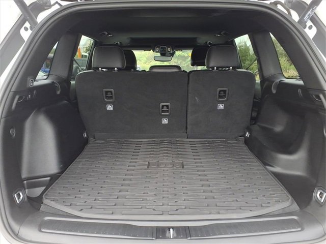 Certified 2022 Jeep Grand Cherokee Altitude image 11