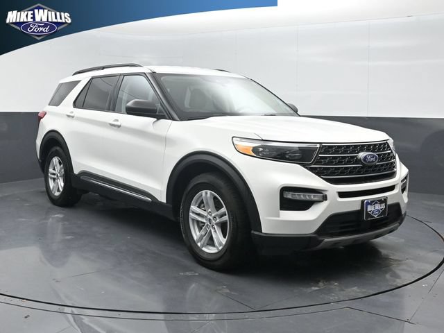 Used 2024 Ford Explorer XLT w/ Equipment Group 202A RWD image 1