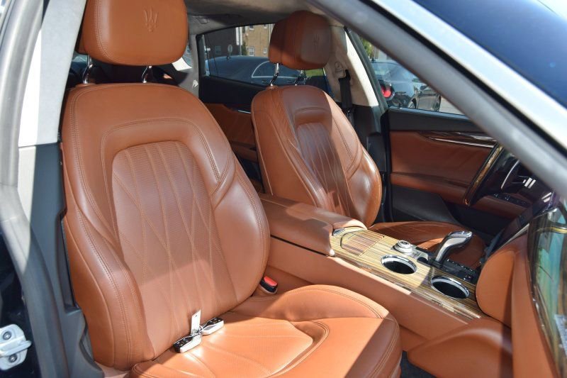 Used 2019 Maserati Quattroporte S GranLusso Q4 AWD/4WD image 24