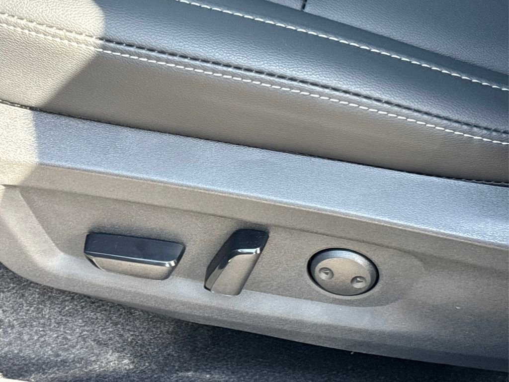 New 2025 Nissan Murano SL w/ Cargo Package image 18