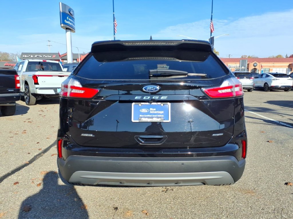 Certified 2024 Ford Edge SEL w/ Convenience Package AWD/4WD image 7