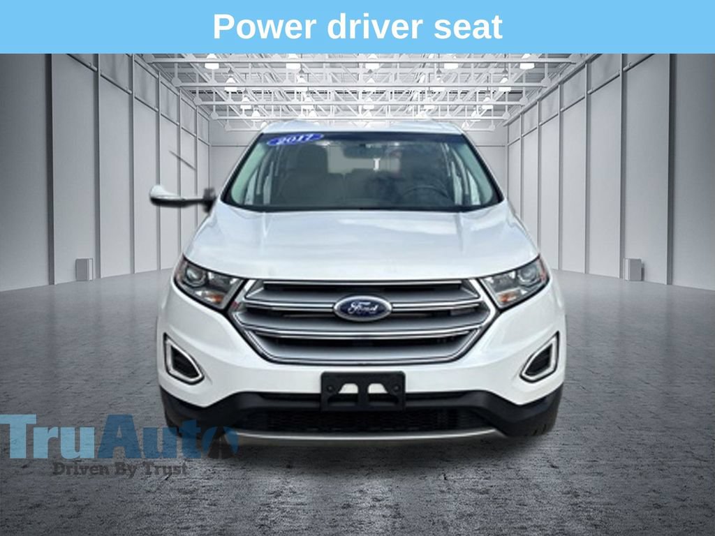 Used 2017 Ford Edge Titanium w/ Technology Package AWD/4WD image 11