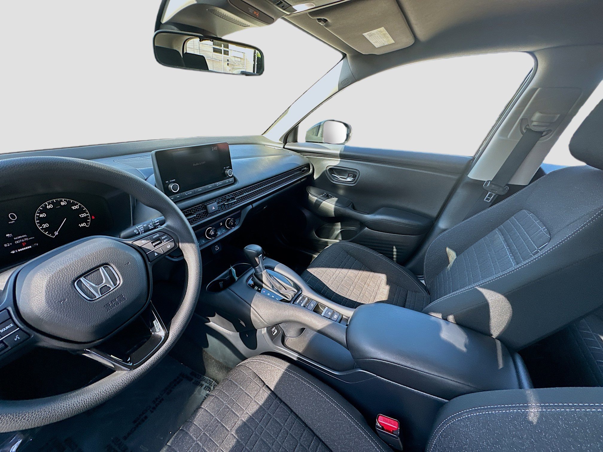 Certified 2023 Honda HR-V LX image 18