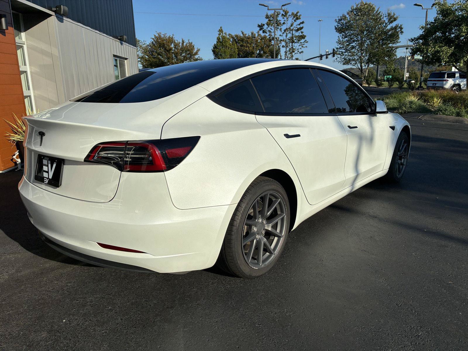 Used 2023 Tesla Model 3 Standard Range RWD image 6